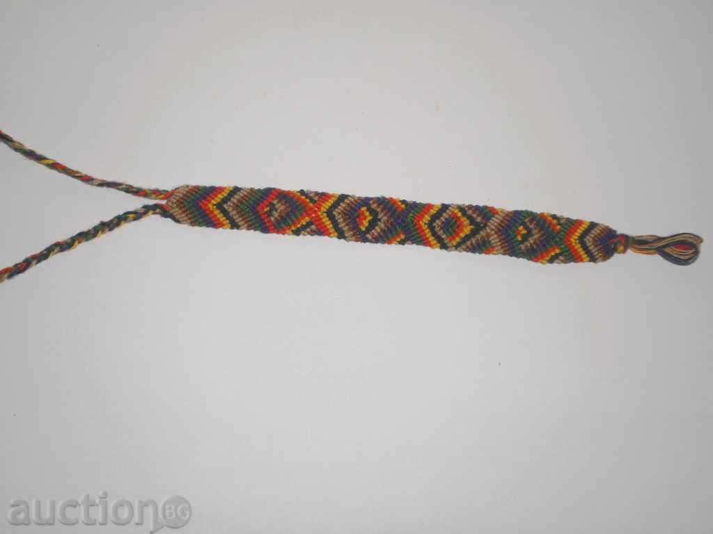 Delivery of Hand-knit bracelet with Mexican motifs Delivery of Hand-knit bracelet with Mexican motifs