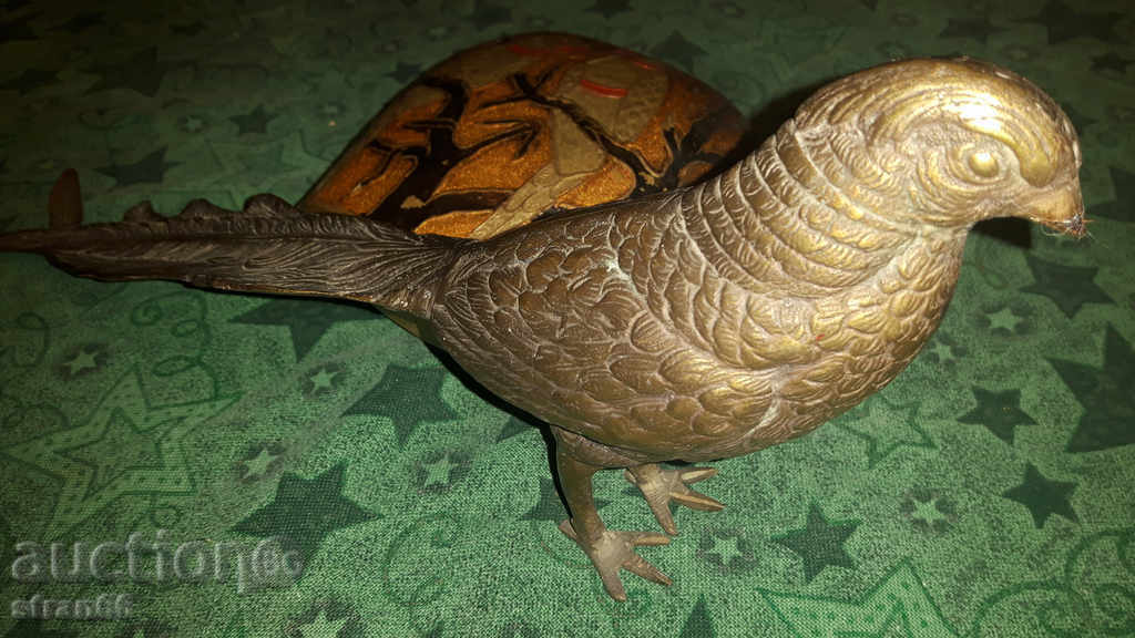 Bronze Bird and Brass Vase! Gorgeous natural patina! with price 220.00 BGN | € 112.48 Bronze Bird and Brass Vase! Gorgeous natural patina! with price 220.00 BGN | € 112.48