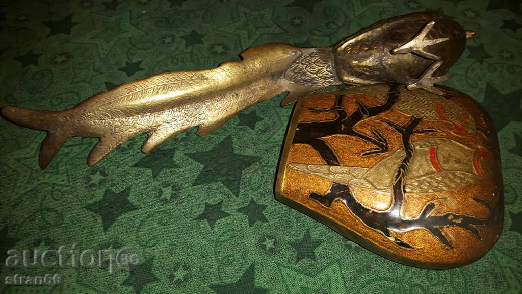 Delivery of Bronze Bird and Brass Vase! Gorgeous natural patina! Delivery of Bronze Bird and Brass Vase! Gorgeous natural patina!