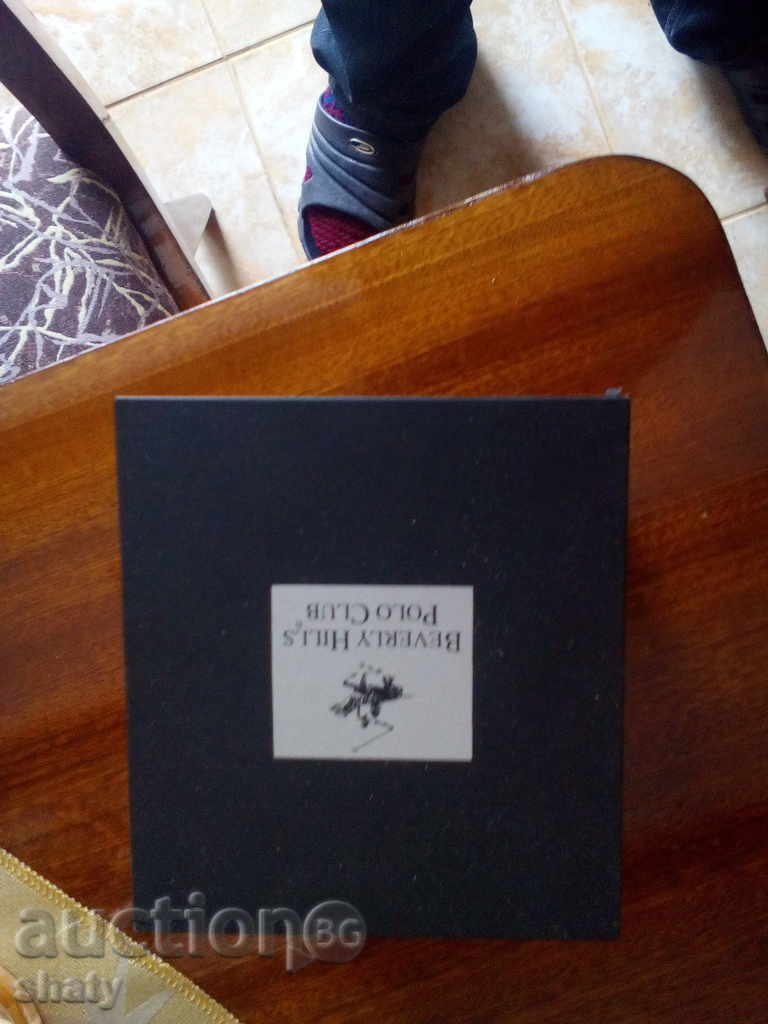 Кутия от часовник Поло, с цена € 5.11 | 9.99 лв. Кутия от часовник Поло, с цена € 5.11 | 9.99 лв.