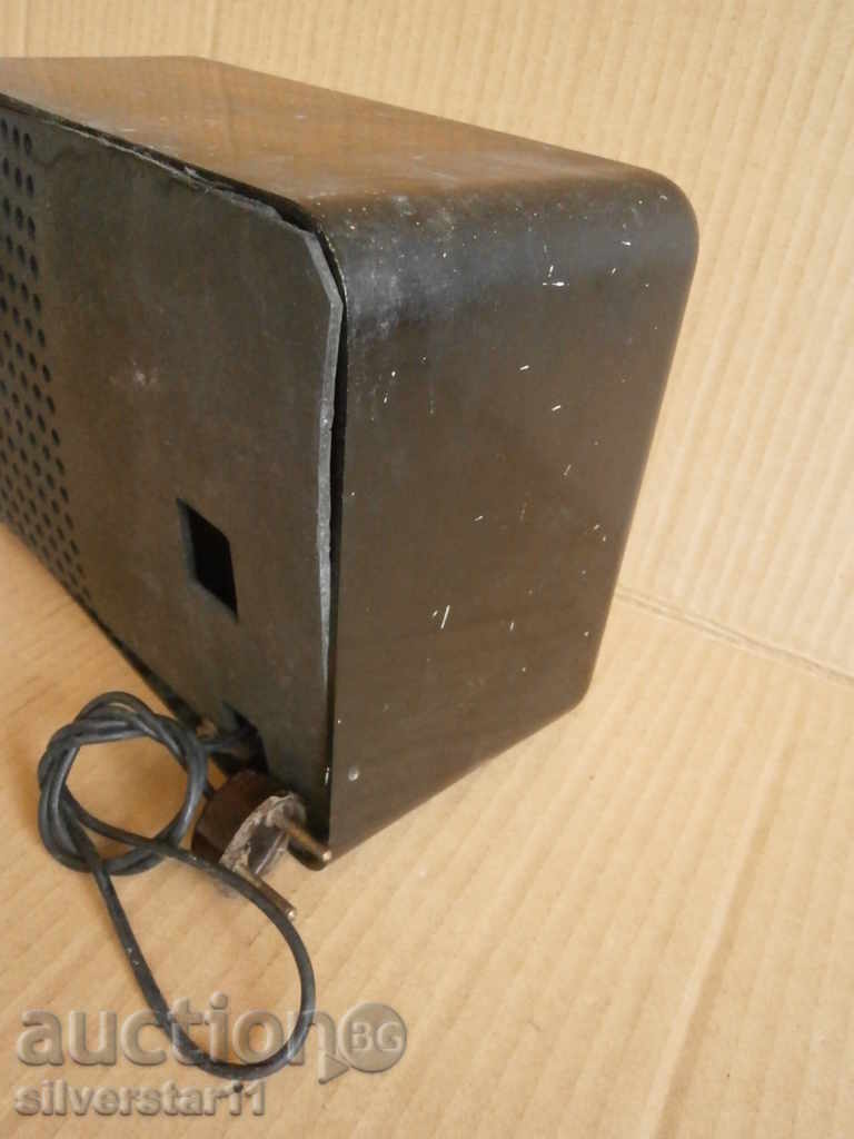 Delivery of old bakelite radio station Delivery of old bakelite radio station