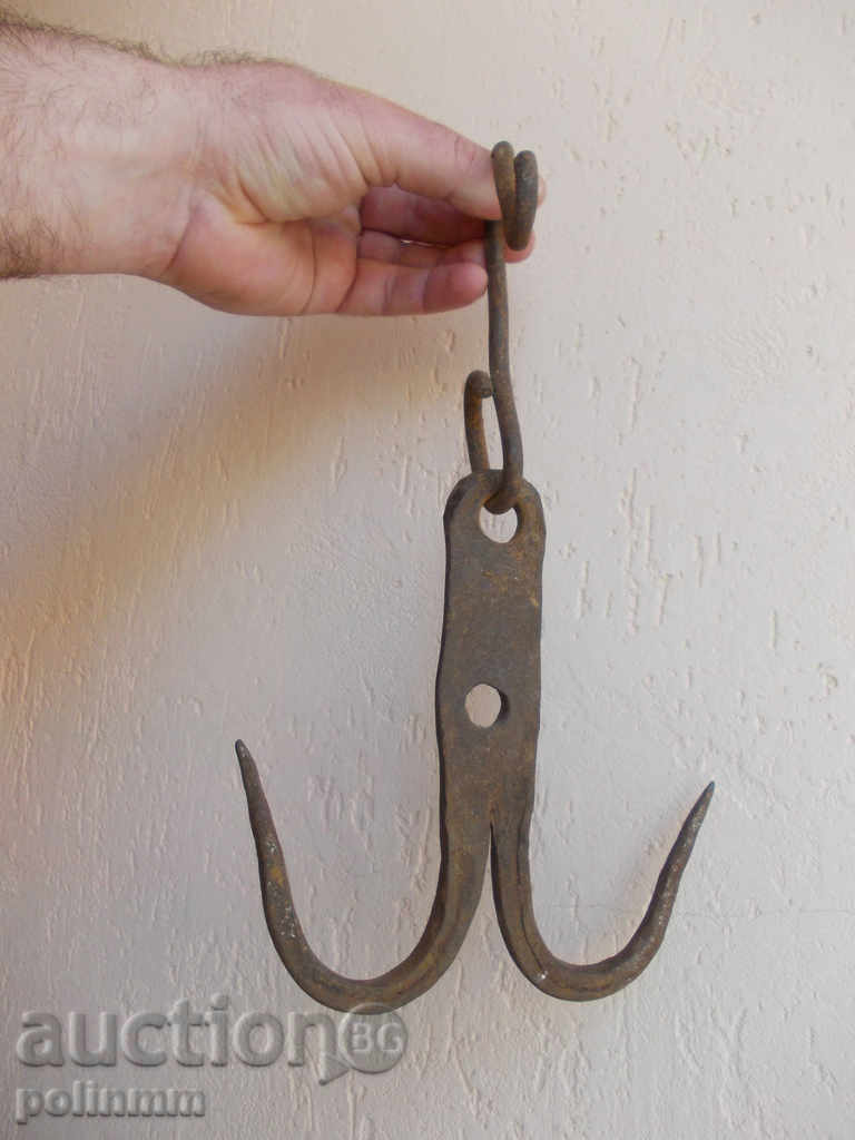 Δημοπρασία Μεγάλες κρεμάστρα - 2 Δημοπρασία Μεγάλες κρεμάστρα - 2