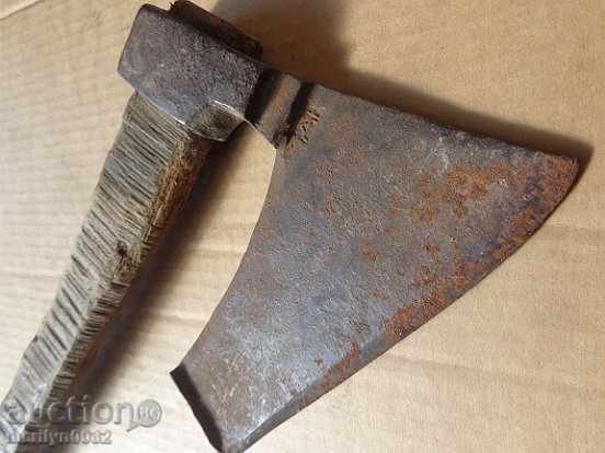 An old ax, a curve with a print of a toothed toothed saddle hat with price 71.00 BGN | € 36.30 An old ax, a curve with a print of a toothed toothed saddle hat with price 71.00 BGN | € 36.30