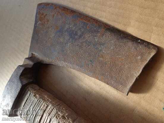 An old ax, a curve with a print of a toothed toothed saddle hat - 6 An old ax, a curve with a print of a toothed toothed saddle hat - 6