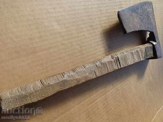 An old ax, a curve with a print of a toothed toothed saddle hat - 7 An old ax, a curve with a print of a toothed toothed saddle hat - 7