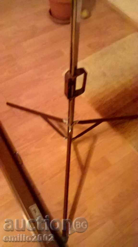 Παράδοση Οθόνη περίπτερο prozhektiane φιλμ 8 χιλιοστομέτρων Παράδοση Οθόνη περίπτερο prozhektiane φιλμ 8 χιλιοστομέτρων