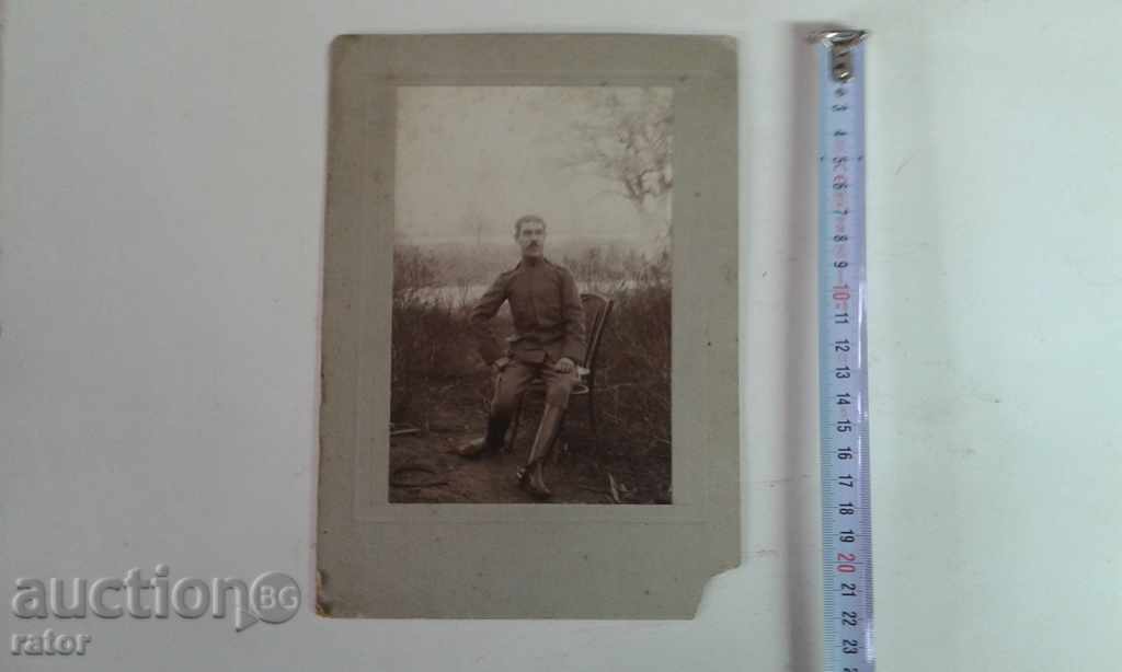 Стара голяма снимка на картон ПСВ - офицер , ботуши , шпори