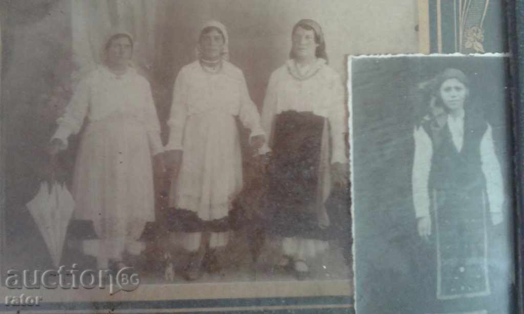 Old big picture of cardboard with frame with price 5.00 BGN | € 2.56 Old big picture of cardboard with frame with price 5.00 BGN | € 2.56