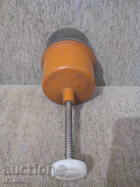 aluat Old tăietor cu preț 9.00 BGN | € 4.60