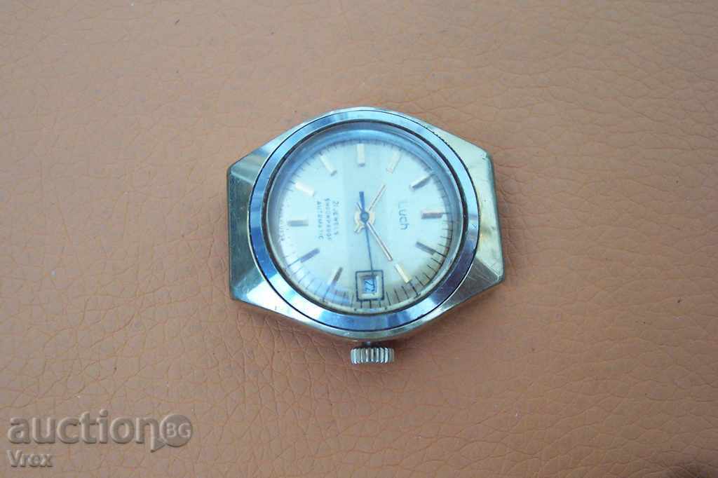 Механичен дамски часовник ЛУЧ/LUCH - ПОЗЛАТЕН- автоматик с цена € 30.00 | 58.67 лв. Механичен дамски часовник ЛУЧ/LUCH - ПОЗЛАТЕН- автоматик с цена € 30.00 | 58.67 лв.