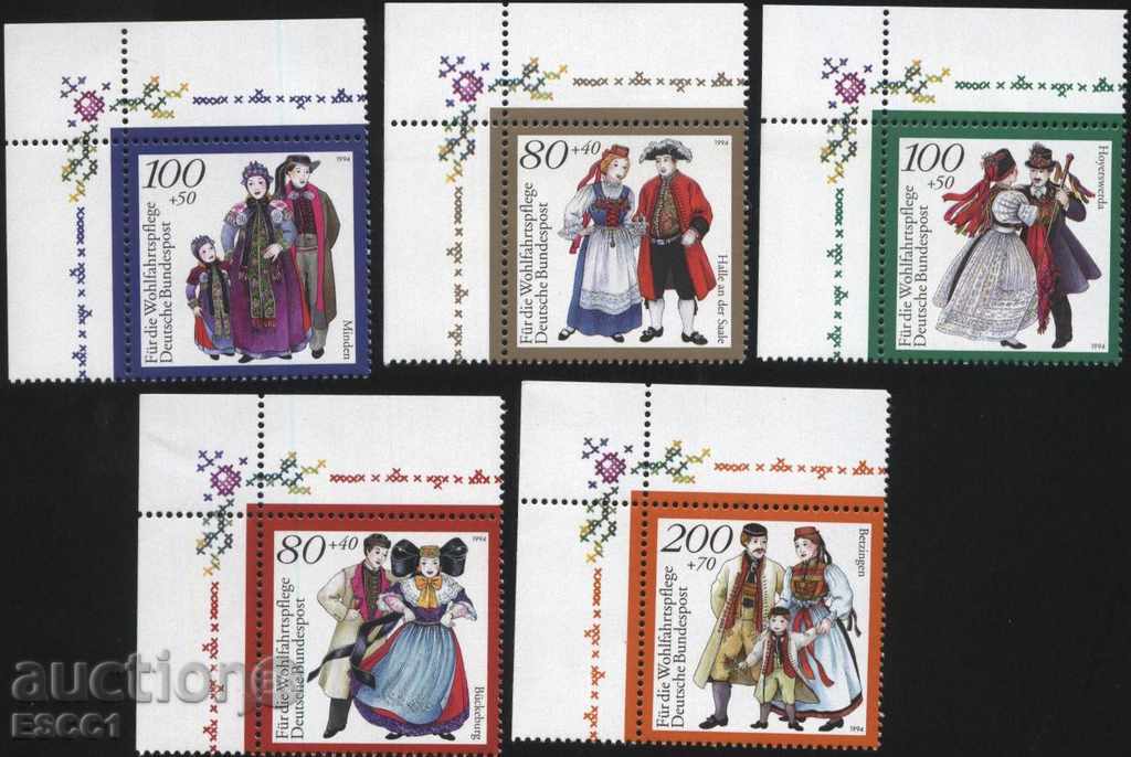 Чисти марки Фолклор Традиционни костюми 1994 от Германия