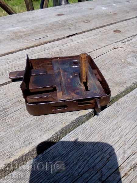 Delivery of Ancient lock