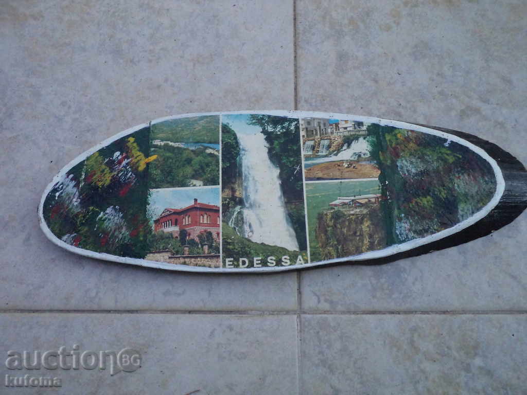 PICTURE ON WOOD