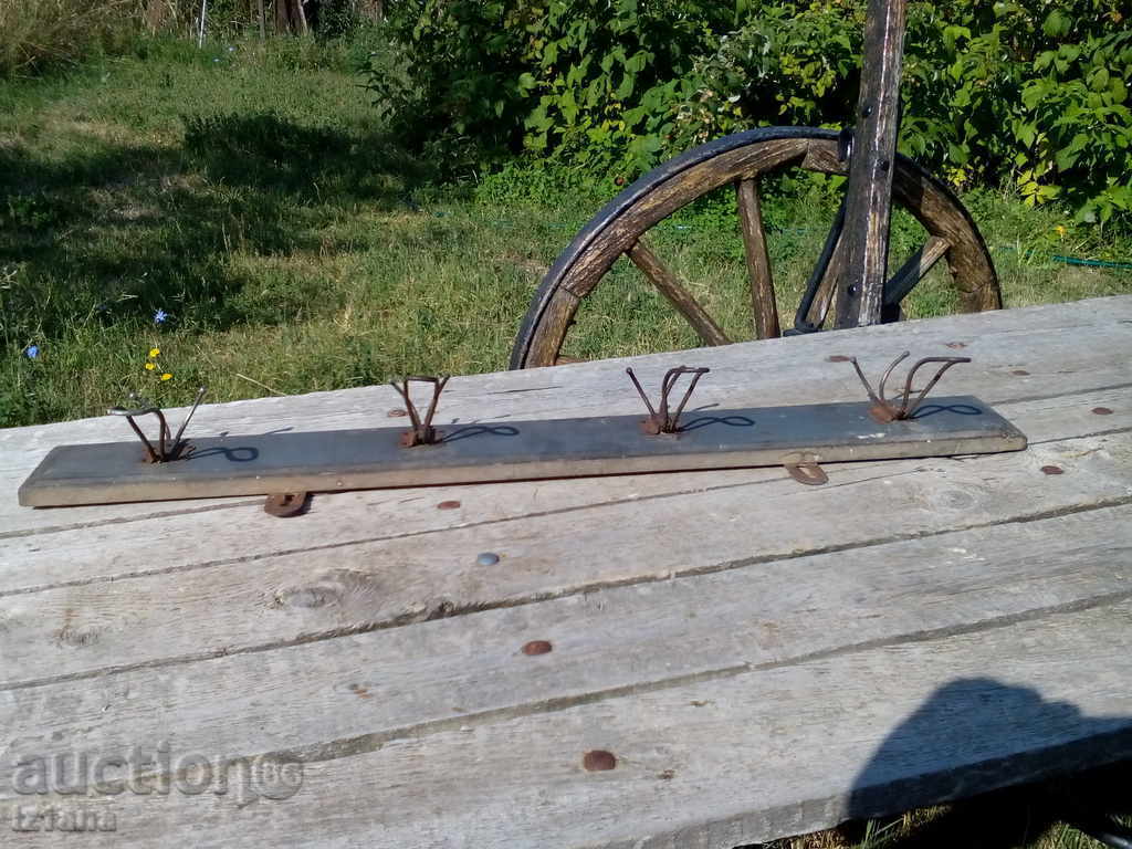 Ancient Hanger with price 20.00 BGN | € 10.23