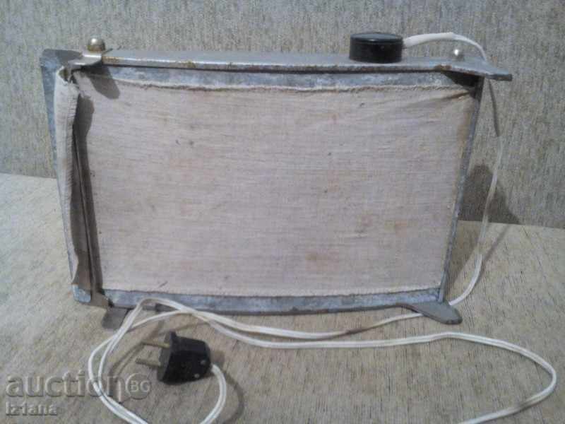 Auction An old photographic dryer Auction An old photographic dryer