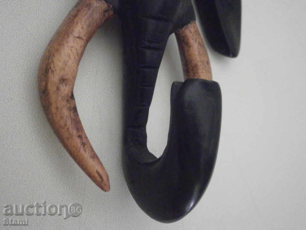 Παράδοση Μάσκα - ελέφαντας, Κένυα, μέσο Παράδοση Μάσκα - ελέφαντας, Κένυα, μέσο