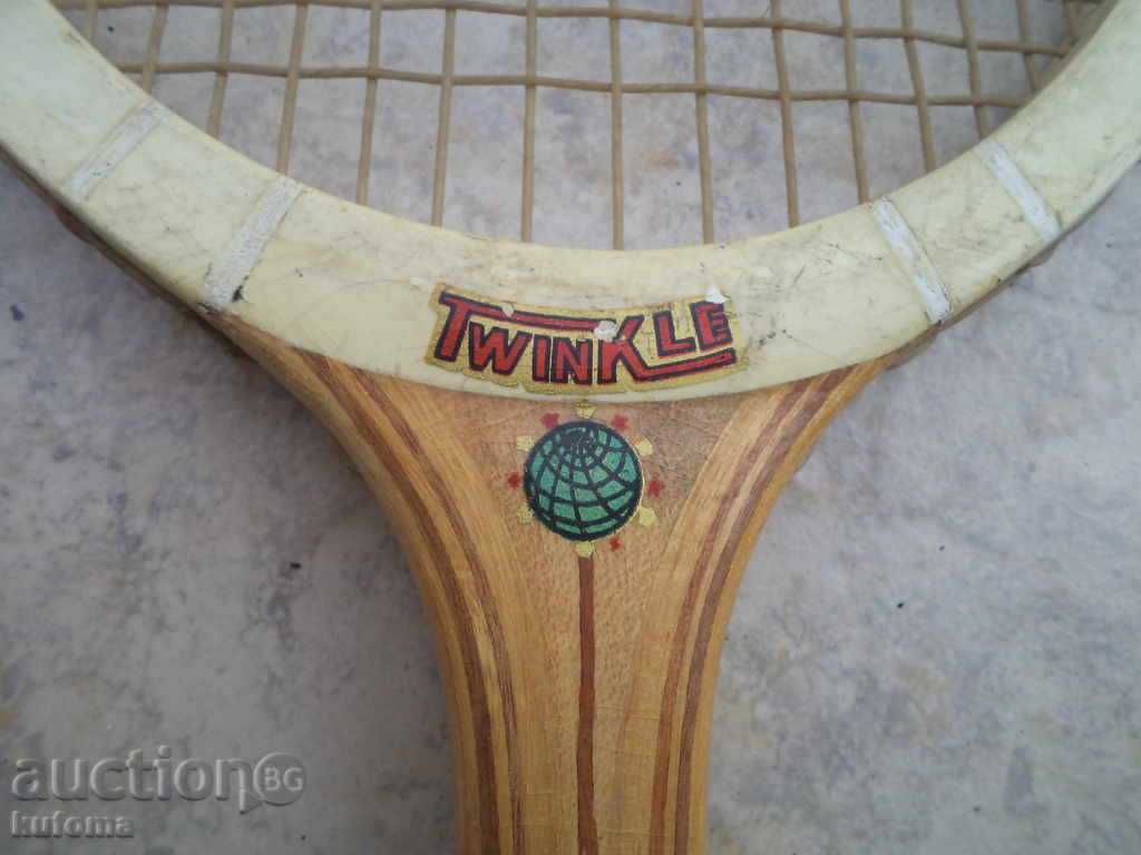 THREE TENNIS RACKS - 5 THREE TENNIS RACKS - 5