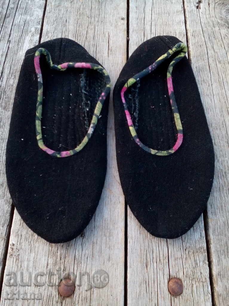 Ancient Terminals with price 5.00 BGN | € 2.56 Ancient Terminals with price 5.00 BGN | € 2.56