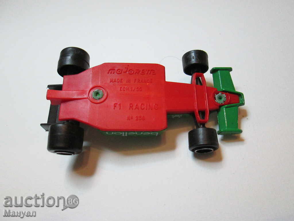 Auction I sell a model maorerete F1 recing 236 .RRRRRRRRRRR Auction I sell a model maorerete F1 recing 236 .RRRRRRRRRRR