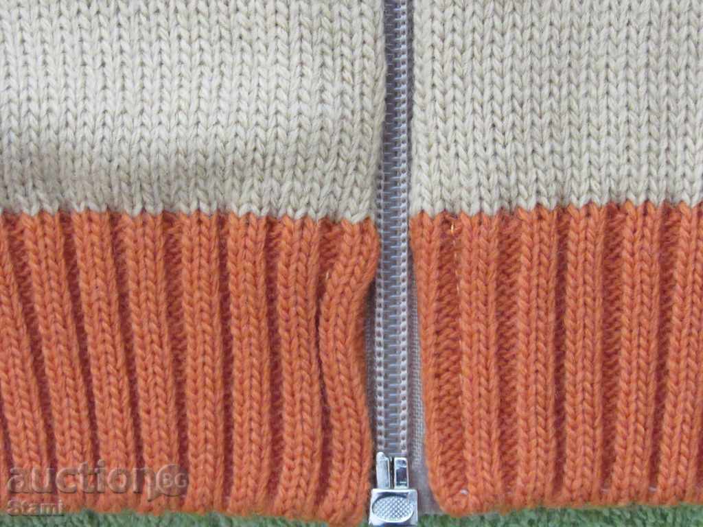 Delivery of Machine knitted vest for boy with zipper, size 98, new Delivery of Machine knitted vest for boy with zipper, size 98, new