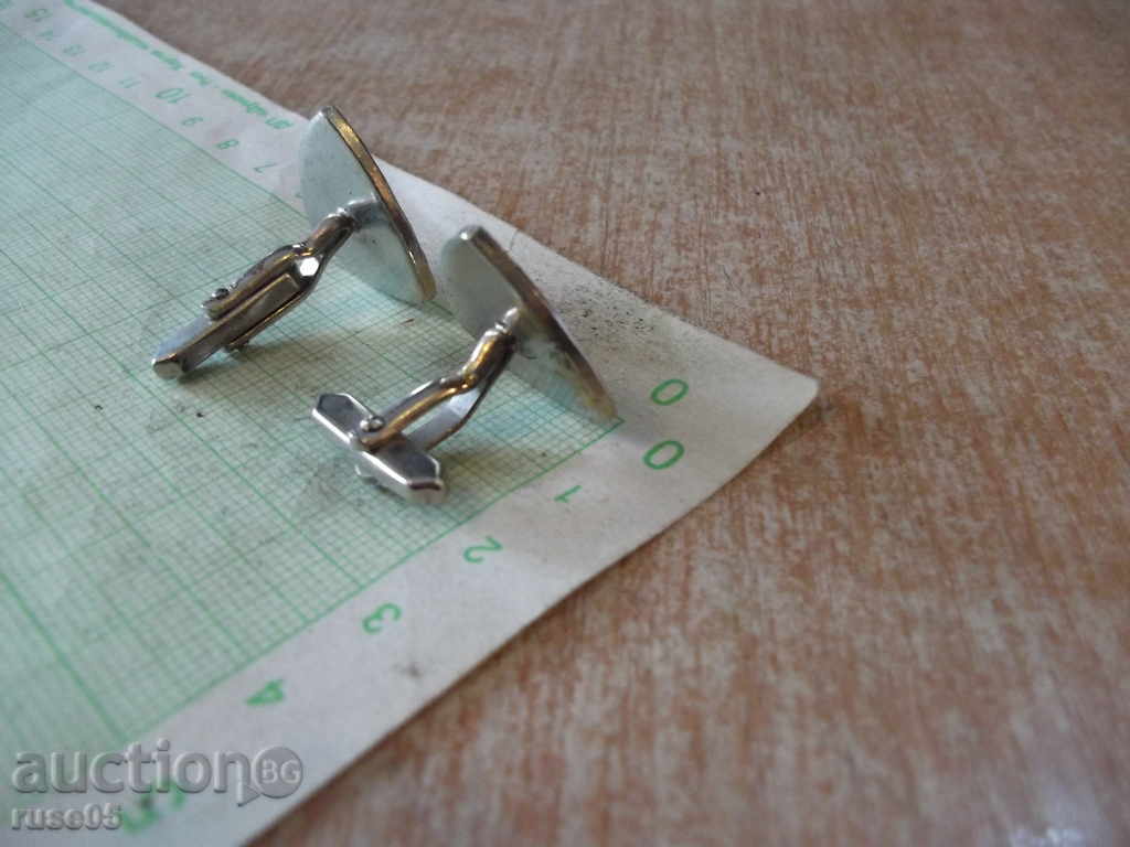 Buttons - 9 - 5 Buttons - 9 - 5