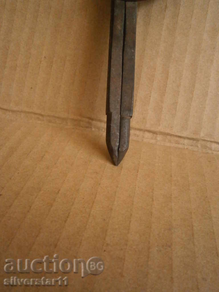 old metallic peel - 6 old metallic peel - 6