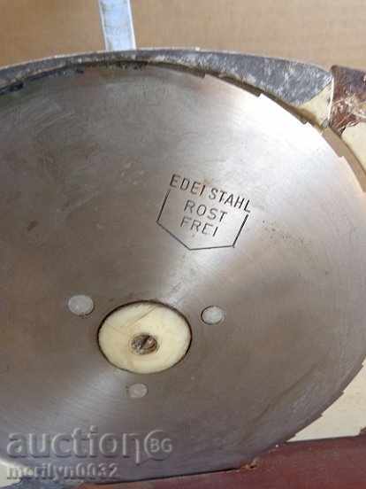 Μαλλιά κοπή ψωμιού κόφτη από την προεδρία του στρατοπέδου πρωτοπόρος - 7 Μαλλιά κοπή ψωμιού κόφτη από την προεδρία του στρατοπέδου πρωτοπόρος - 7