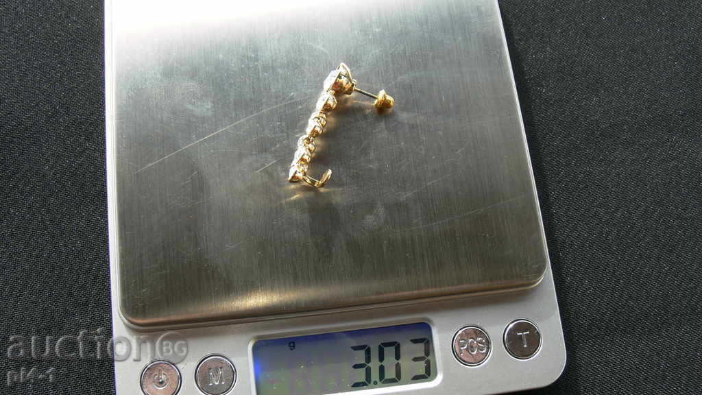 Auction  Old gilt earring - 18k