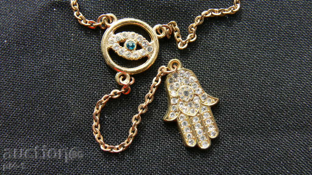 Delivery of An old gilt necklace Delivery of An old gilt necklace