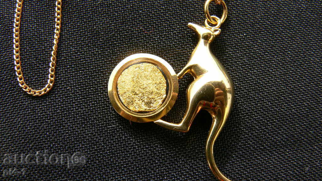 Lancia χρυσό κρεμαστό κόσμημα - 23k με τιμή 150.00 BGN | € 76.69 Lancia χρυσό κρεμαστό κόσμημα - 23k με τιμή 150.00 BGN | € 76.69