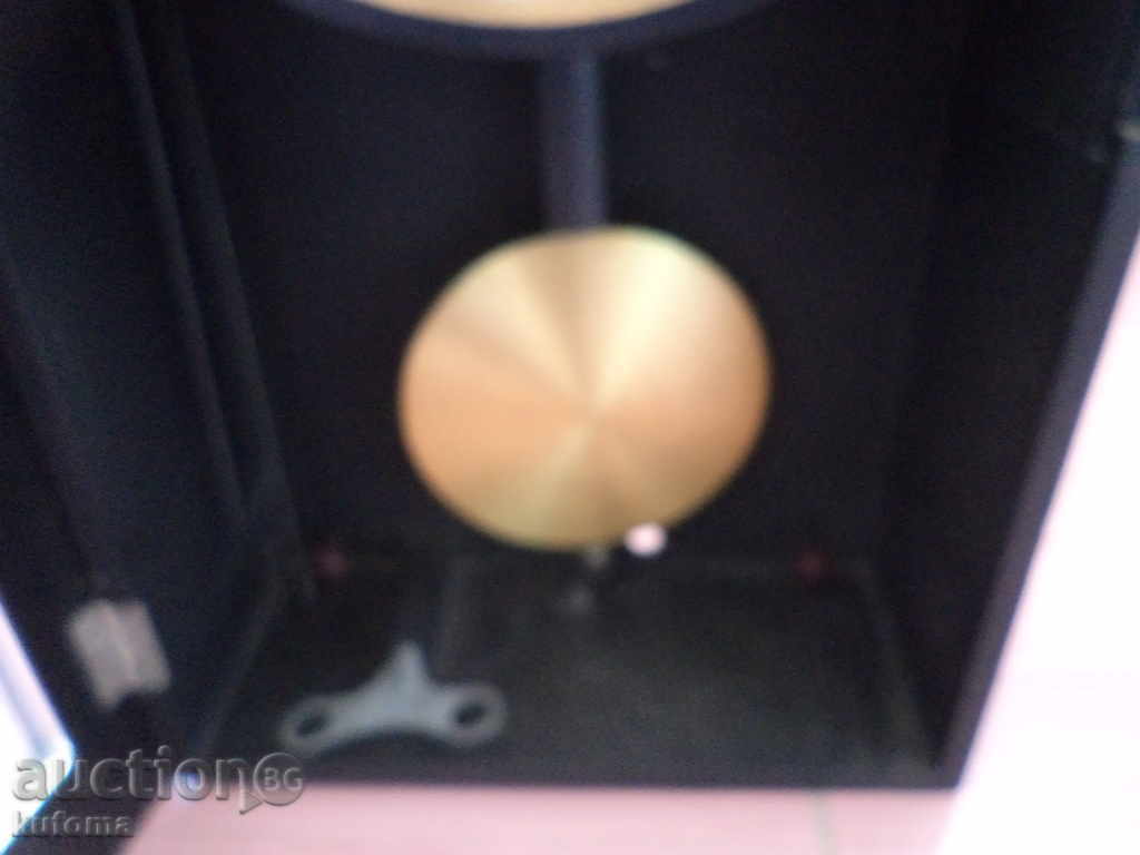 Livrarea Ceasuri de perete mecanice