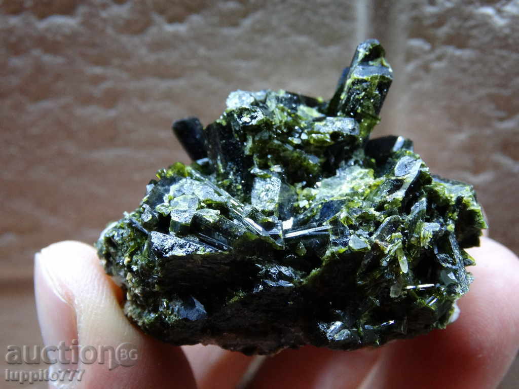 Epidotum - mineral - 5