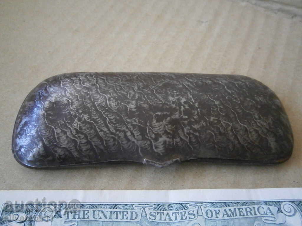 antique WW2 WWII glass case with price 25.00 BGN | € 12.78