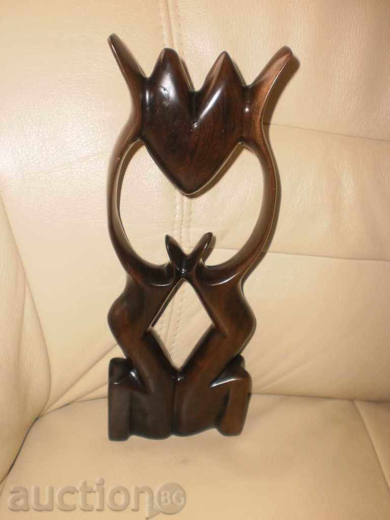 Auction Love couple-composition of ebony tree Auction Love couple-composition of ebony tree
