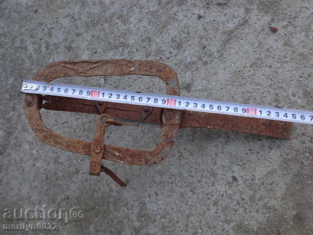 Old hand forged trap, wrought iron with price 47.00 BGN | € 24.03 Old hand forged trap, wrought iron with price 47.00 BGN | € 24.03
