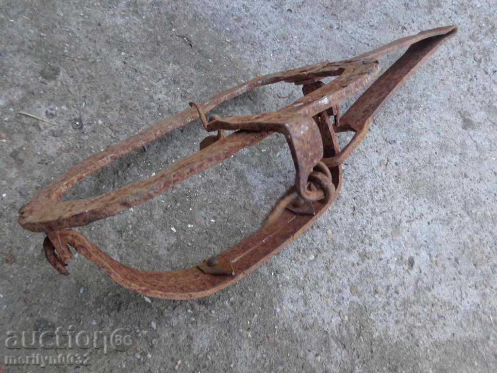 Auction Old hand forged trap, wrought iron Auction Old hand forged trap, wrought iron