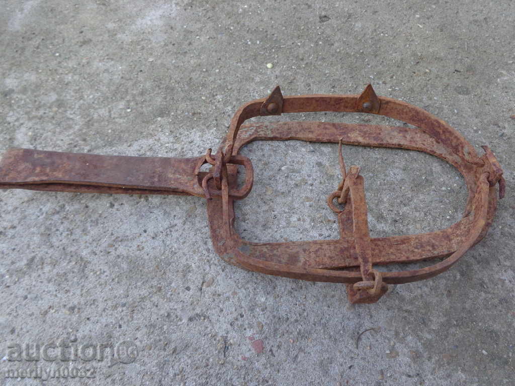 Old hand forged trap, wrought iron - 5 Old hand forged trap, wrought iron - 5