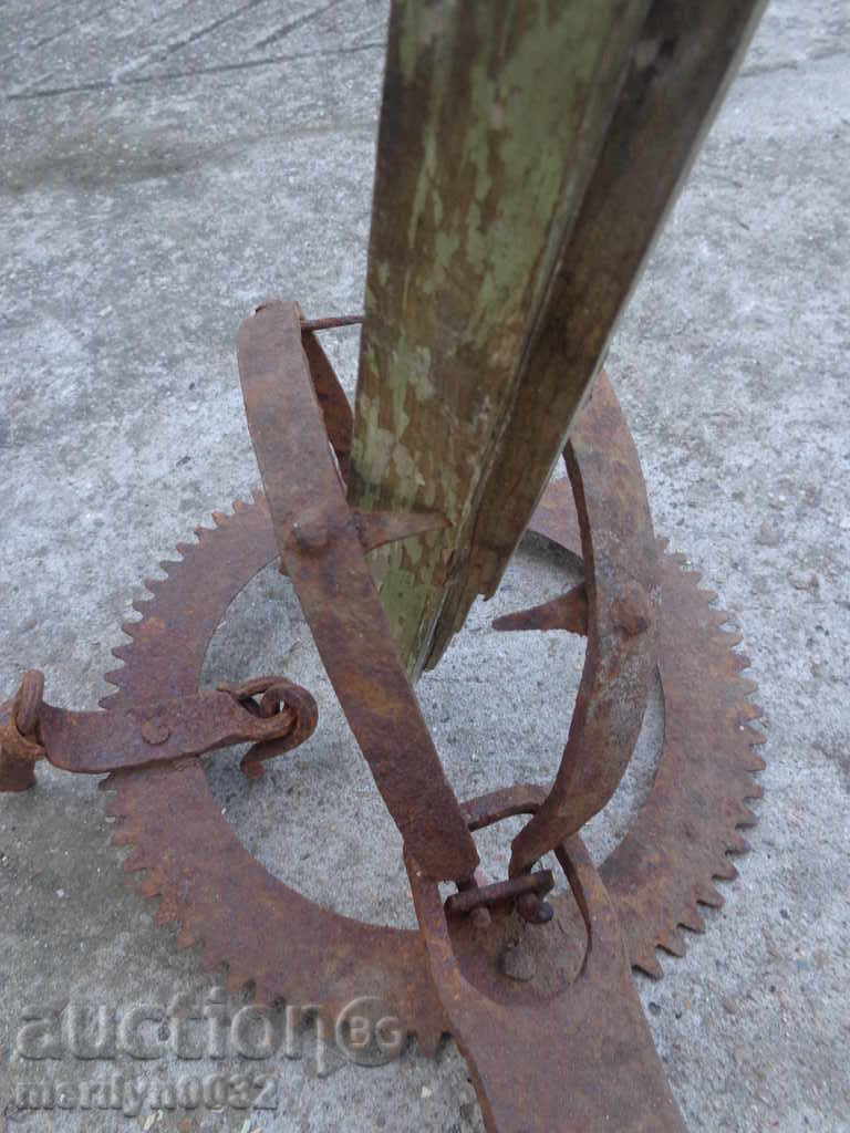 Old hand forged trap, wrought iron - 5