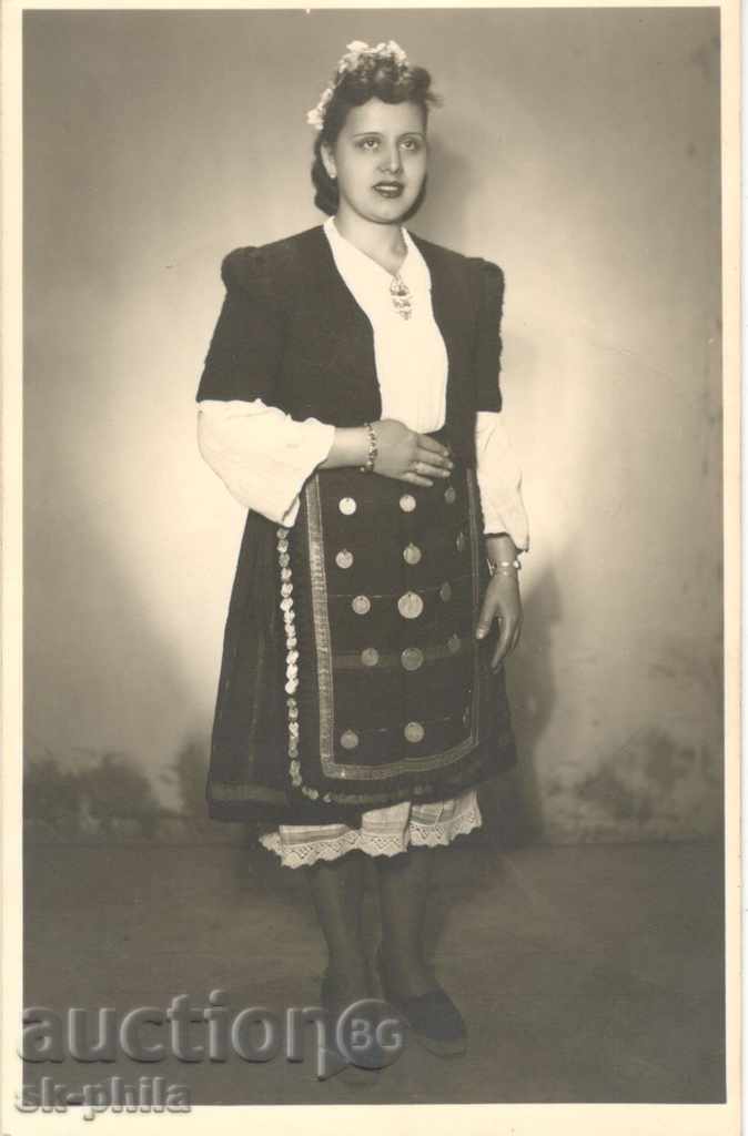 Vechea fotografie Folclor - costum bulgar
