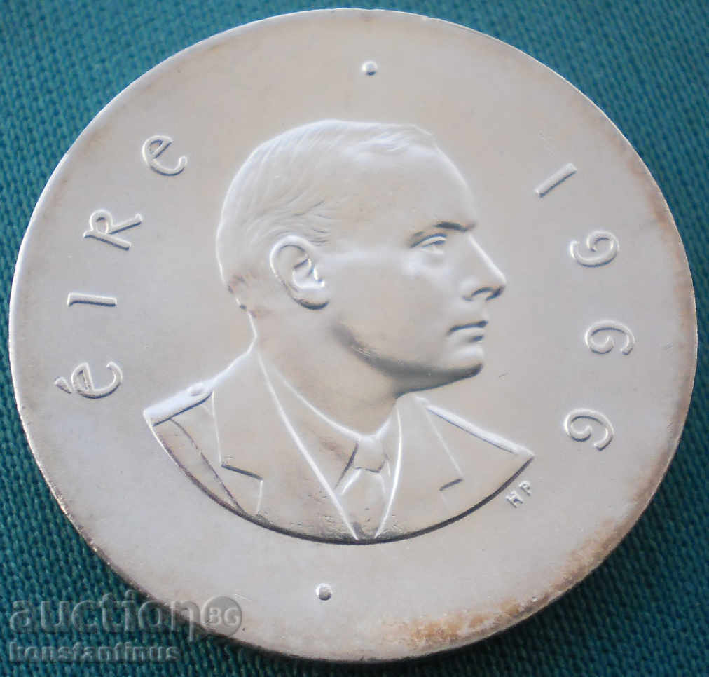 Irlanda 10 Shilling 1966 Argint UNC Rare cu preț € 28.12 | 55.00 BGN