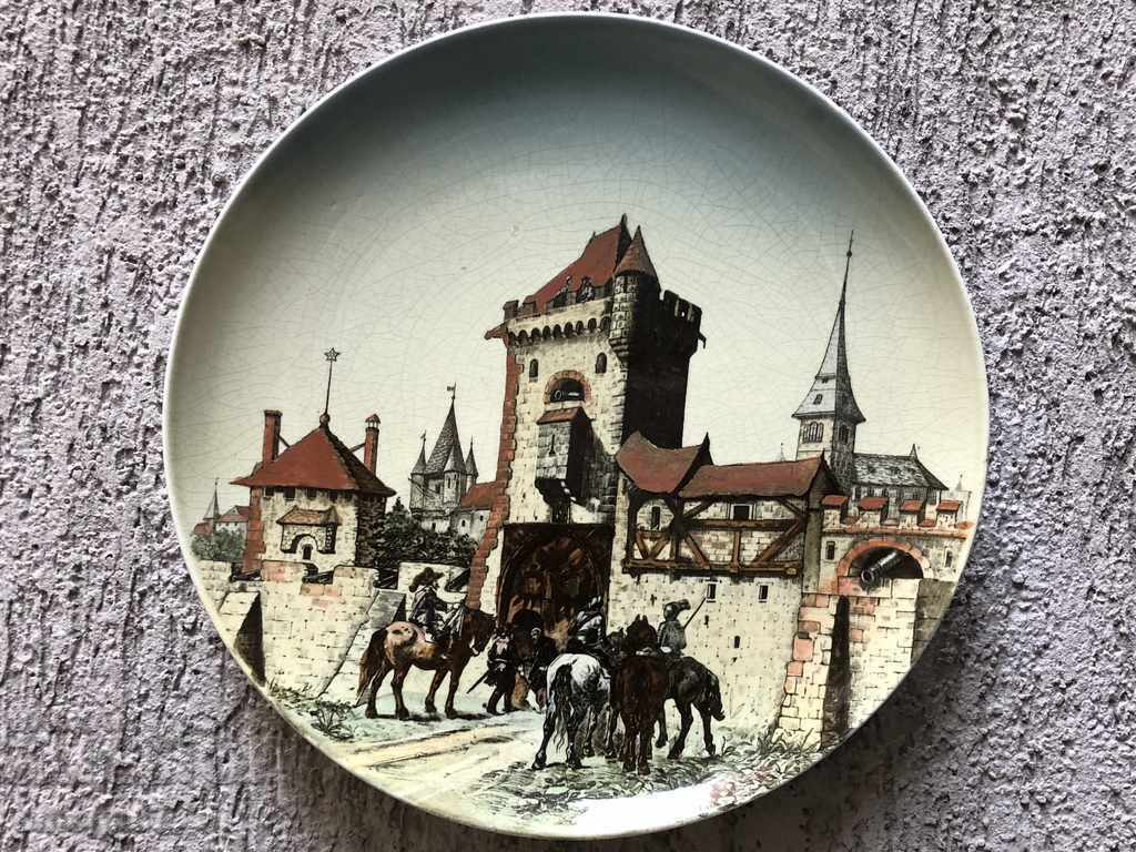 Large wall plate VILLEROY & BOCH - Germany 1
