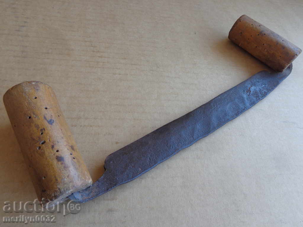 Livrarea Vechi din fier forjat lemn instrument RUKAN razatoare Livrarea Vechi din fier forjat lemn instrument RUKAN razatoare