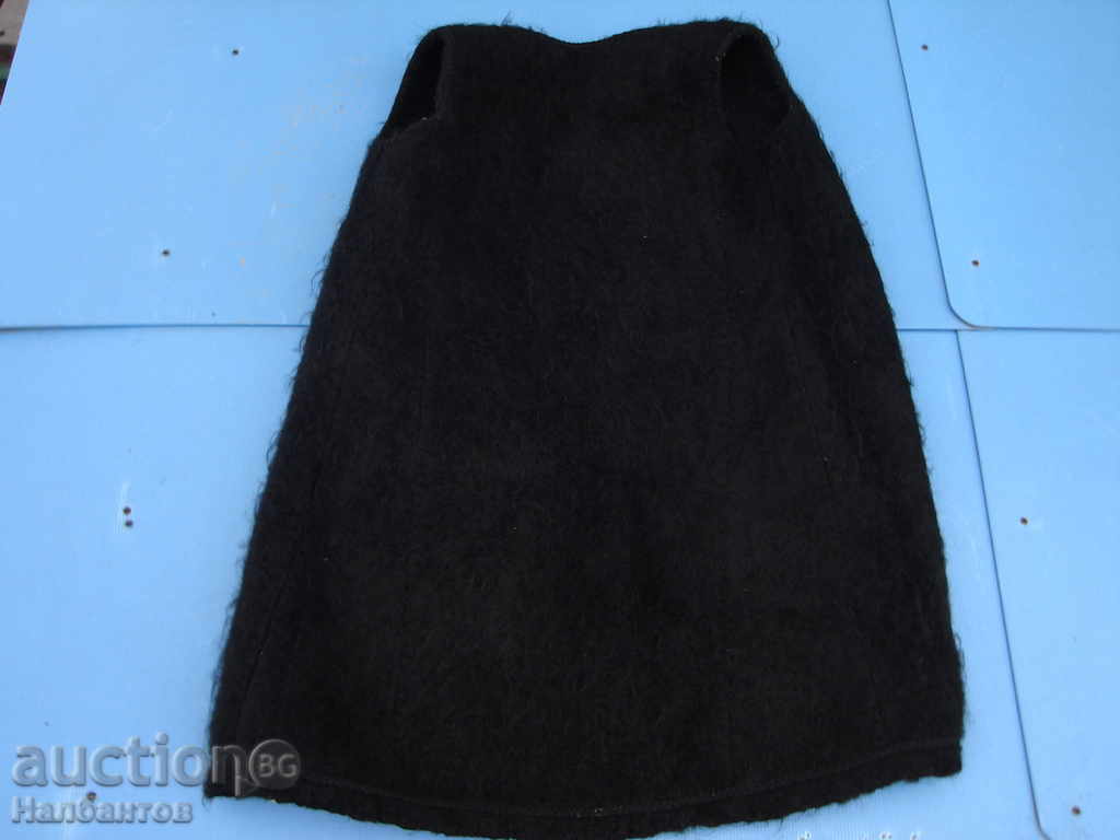 AUTHENTIC FEMALE WOMEN ELEK NOSIA CLASHNIC-like new - 6 AUTHENTIC FEMALE WOMEN ELEK NOSIA CLASHNIC-like new - 6