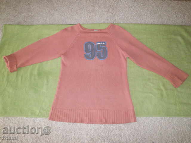 Blouse Reevok color coral with 7/8 sleeve size M