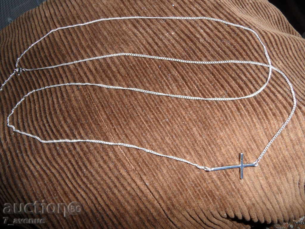 КОЛИЕ  с кръст - интересно !