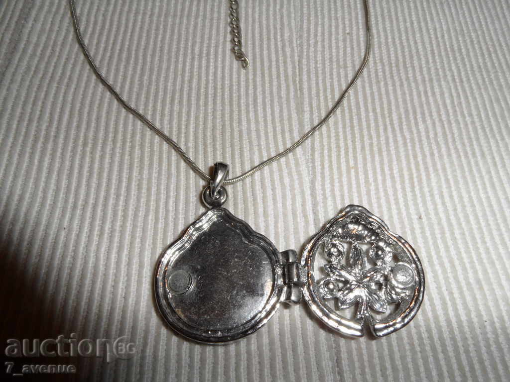 Auction COOL, opens Auction COOL, opens