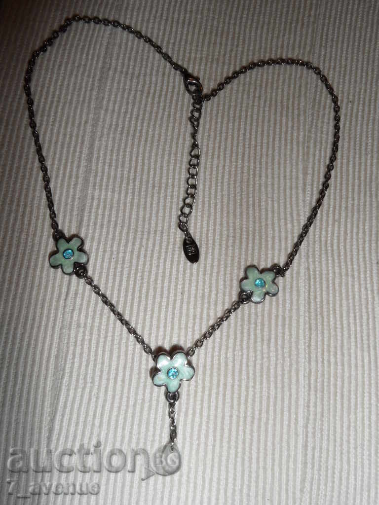 Δημοπρασία COLOR με 3 μπλε λουλούδια Δημοπρασία COLOR με 3 μπλε λουλούδια