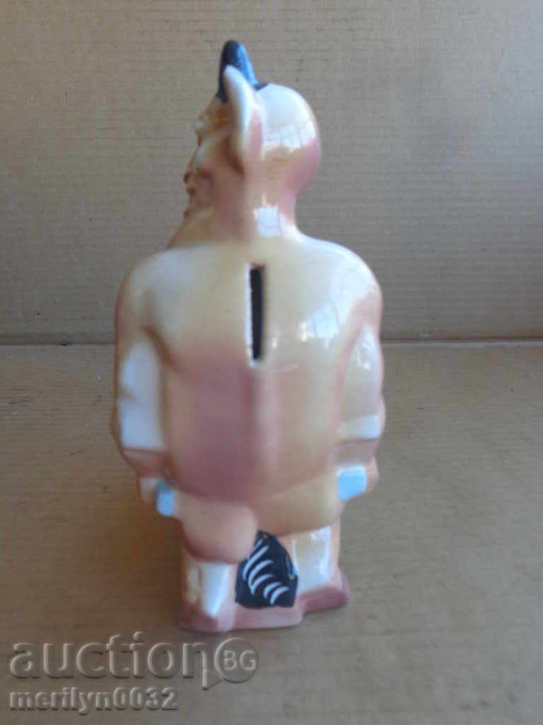 Auction Porcelain figure, statuette, porcelain, plastic Auction Porcelain figure, statuette, porcelain, plastic