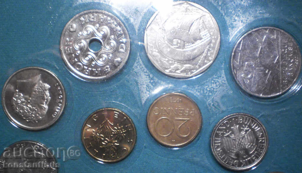 UE Limited Edition Set 2000 UNC - 5