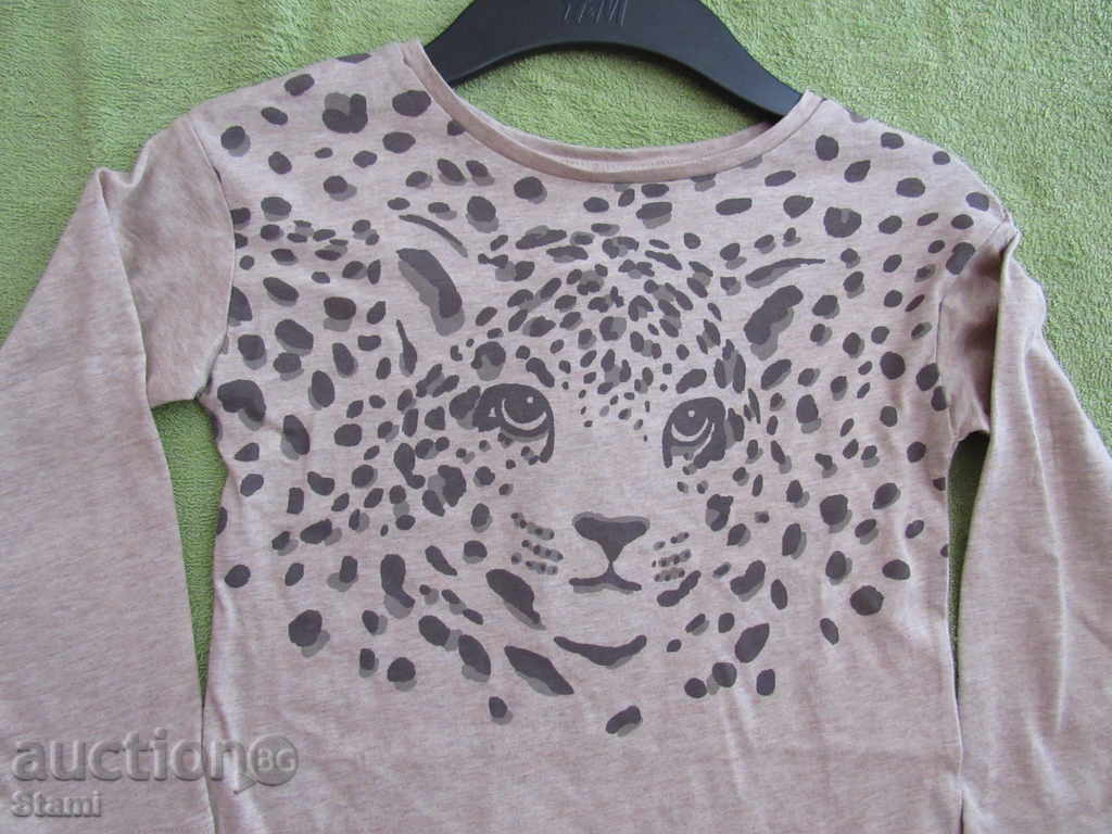Auction Blouse for girl H & M with spectacular tiger print size 98/104, Auction Blouse for girl H & M with spectacular tiger print size 98/104,
